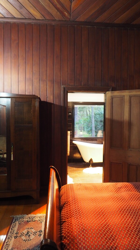Romantic Cabin