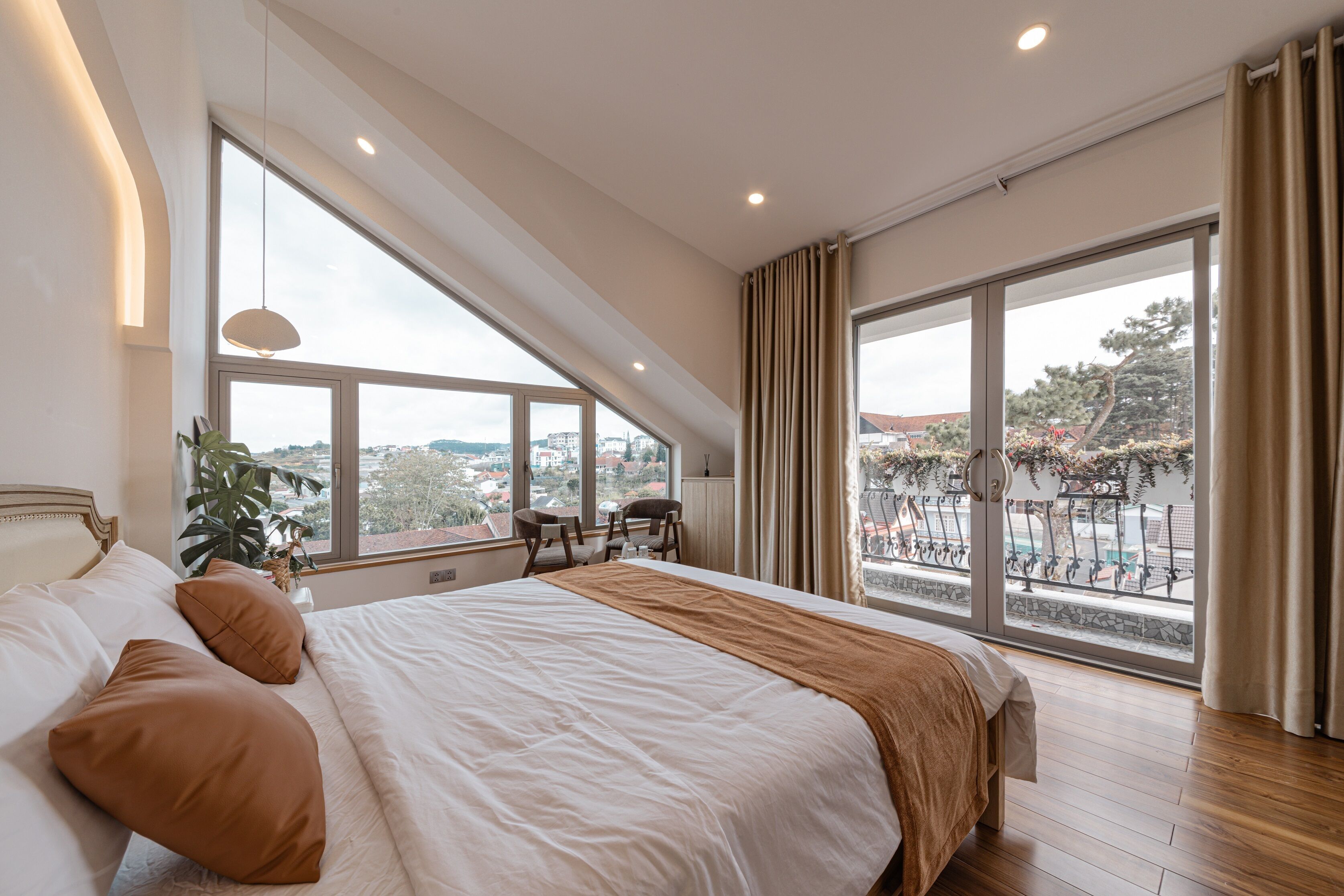 Luxury Double Room | Desk, laptop workspace, soundproofing, free WiFi