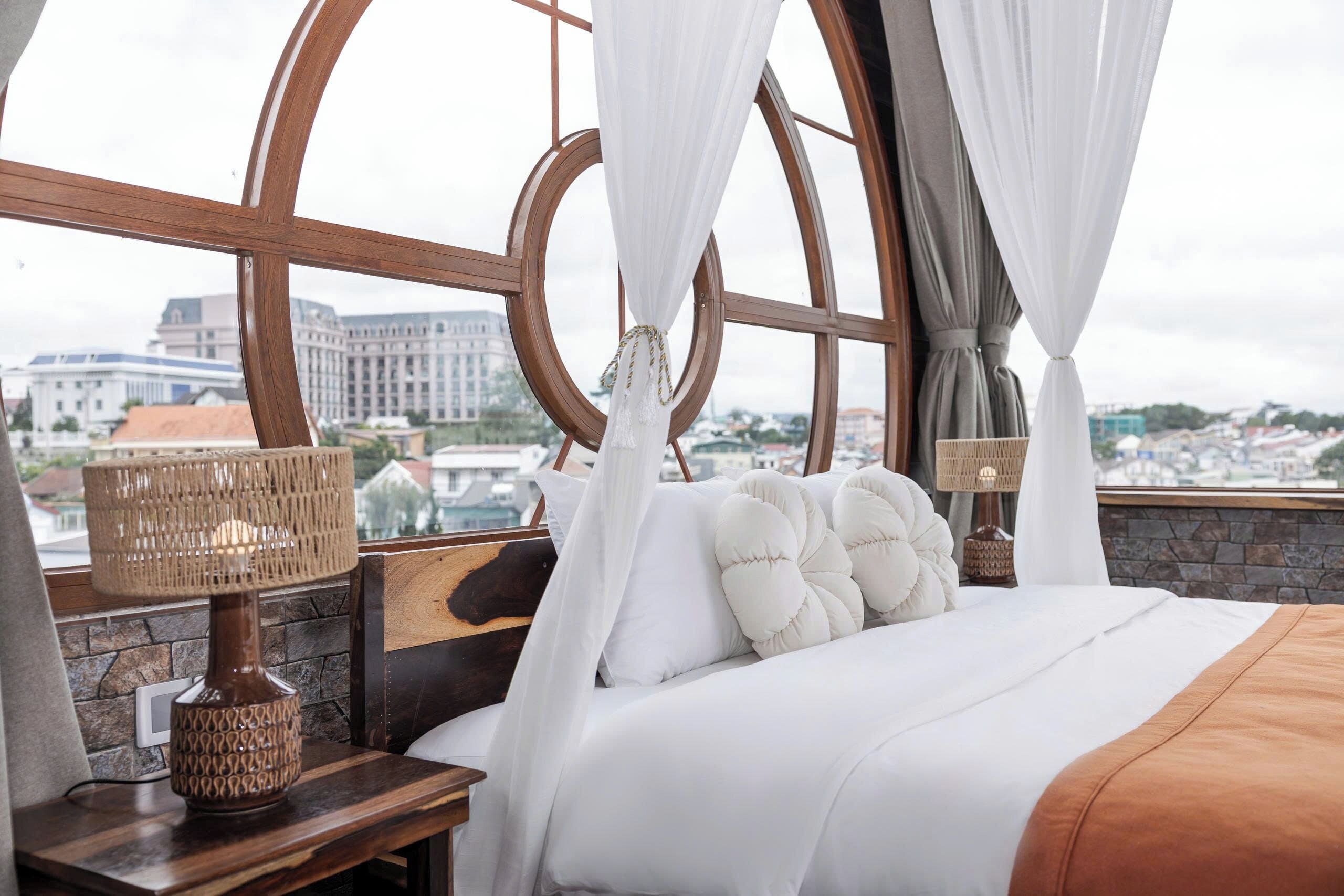 小型双人房, 阳台 | 办公桌、笔记本电脑工作区、隔音、免费 WiFi