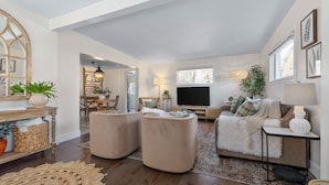 Living area - Peaceful + Private Designer Home - Great Location! (Spokane)