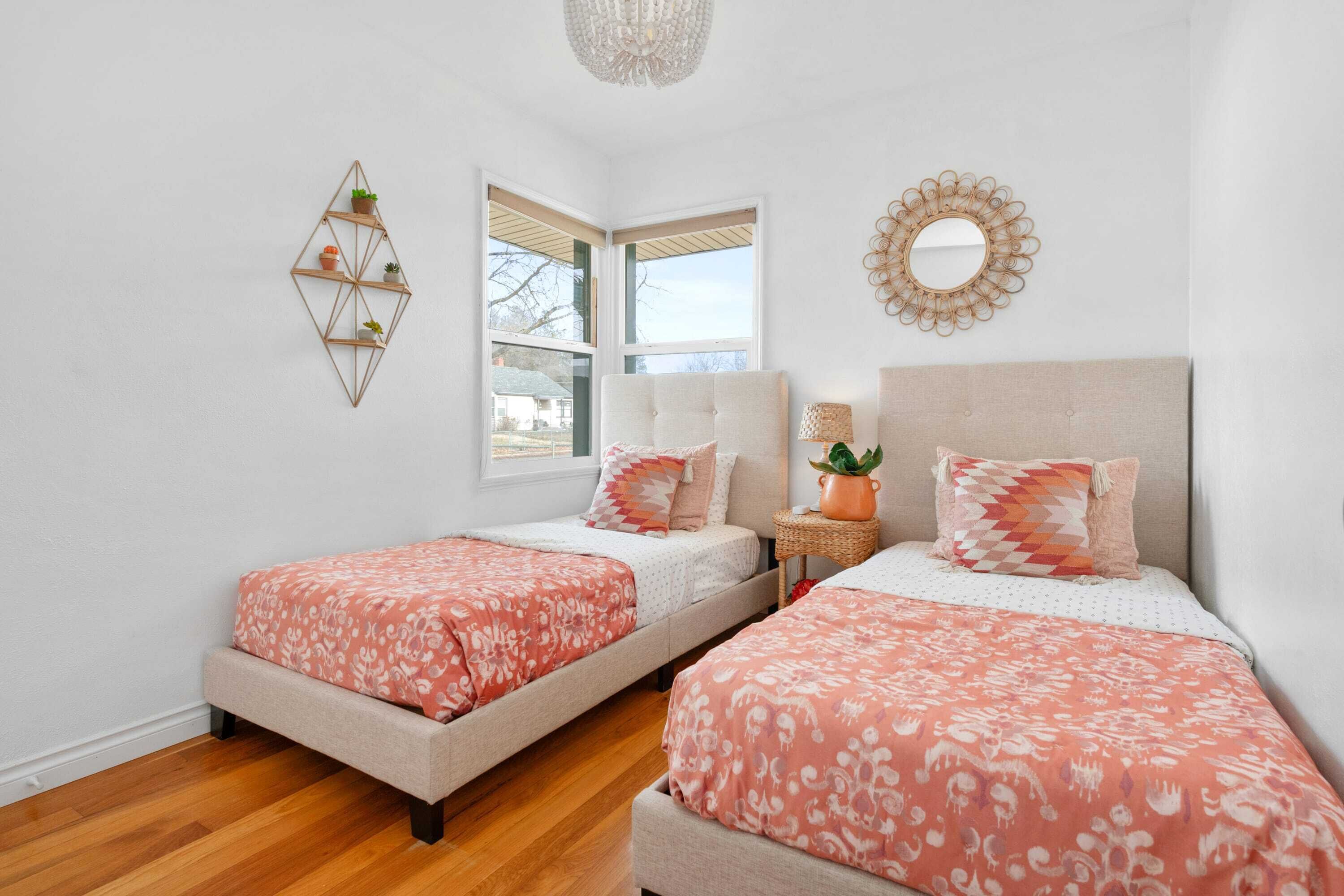 2 bedrooms, travel crib, WiFi, bed sheets