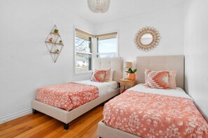 2 bedrooms, travel crib, WiFi, bed sheets