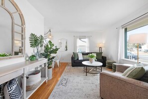 تلفزيون، مكتب