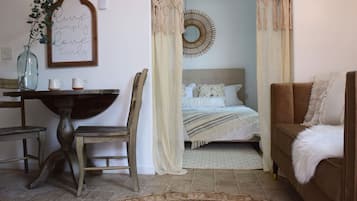 テレビ、書斎 / ワークスペース