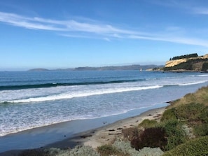 Beach nearby - “A SPECTACULAR & RARE FIND ON THE ABSOLUTE BEACH FRONT“ (Karitane)