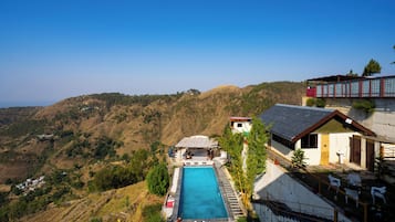 Seasonal outdoor pool