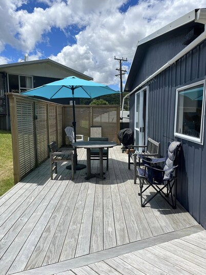 The Wee Crib with water views and PET friendly