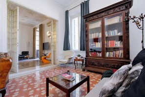 Apartment - Tiberina Spacious Apartment (Rome)