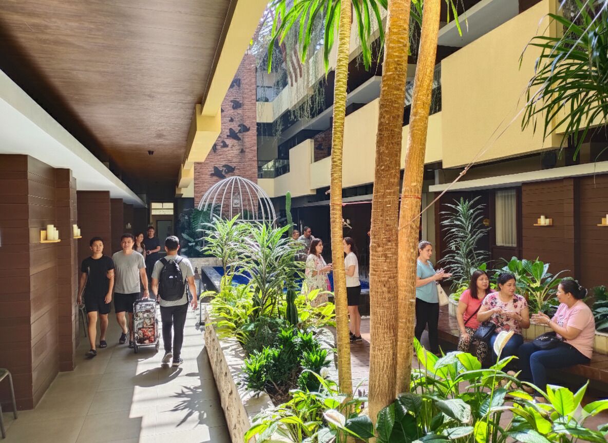 Televisión LCD de 32 pulgadas con canales digitales 