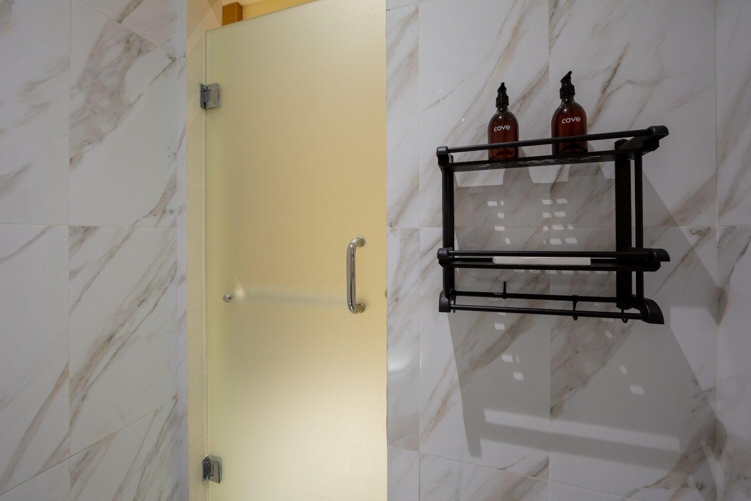 豪華客房 | 浴室 | 淋浴設備、毛巾、洗髮精、衛生紙