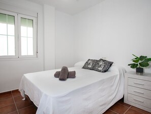 3 bedrooms, desk, iron/ironing board, WiFi - Apartment Noa by Interhome (Rincón de la Victoria)