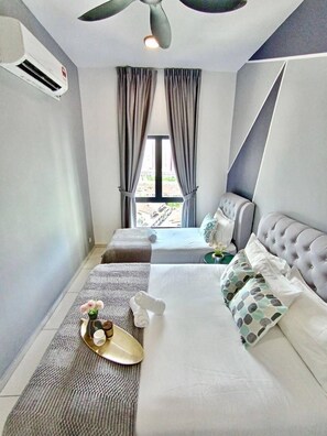 Comfort Apartment | Blackout drapes, iron/ironing board, free WiFi