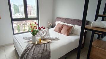 Apartamento Deluxe | Cortinas opacas, tabla de planchar con plancha, wifi gratis