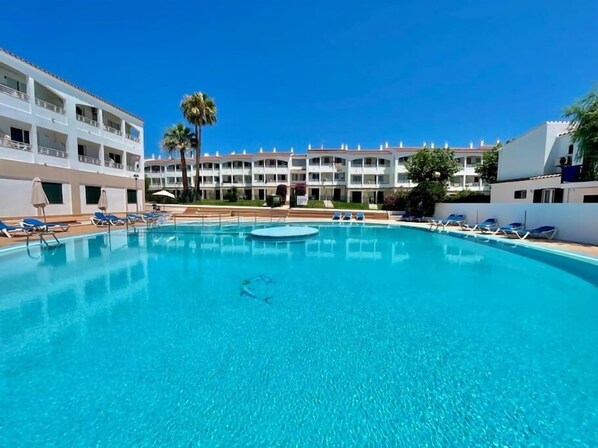 Pool - La Vall - Apartamento en Planta Baja con Piscina (Cala En Blanes)