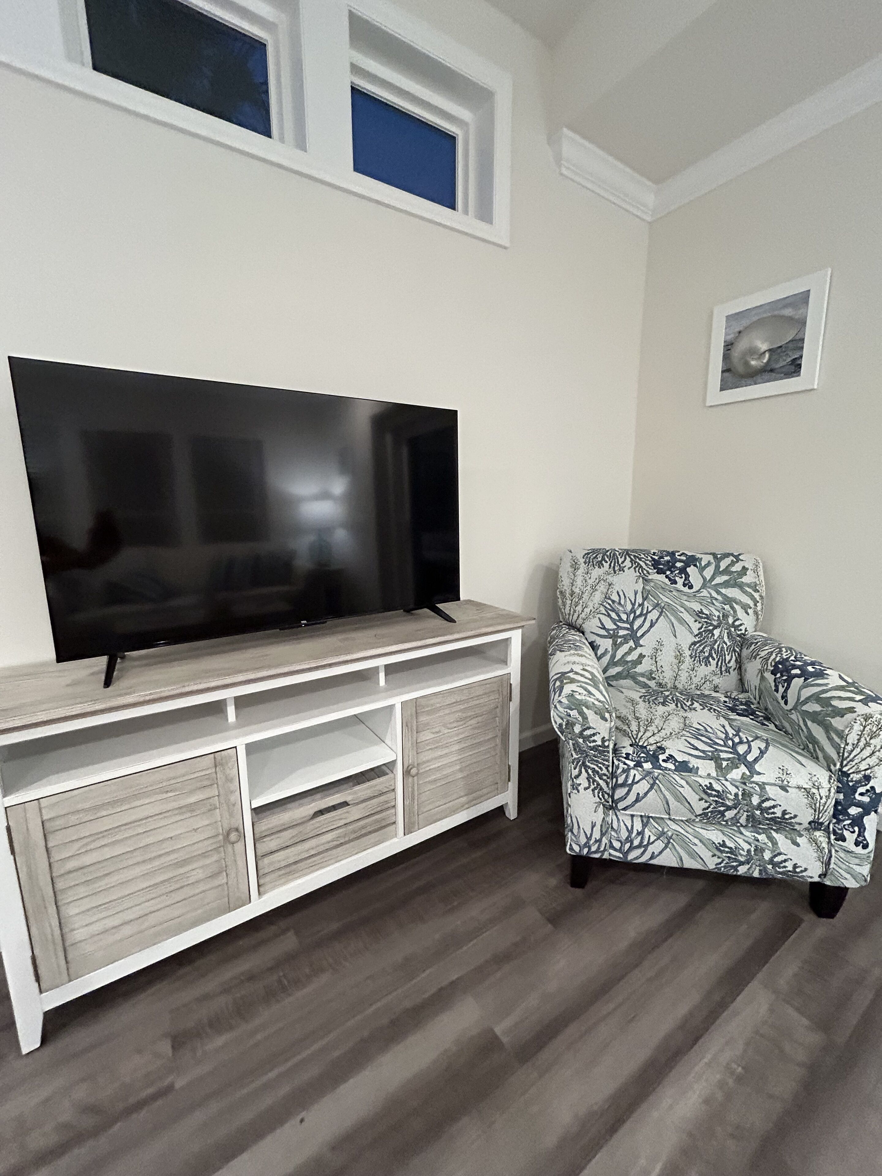 Water Front🩷minutes To Beach ~ Bbq Grill~ Pool~ Rooftop Balcony-360° Views - Stuart, FL