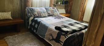 The Castros Cabin. Sparrow bush 