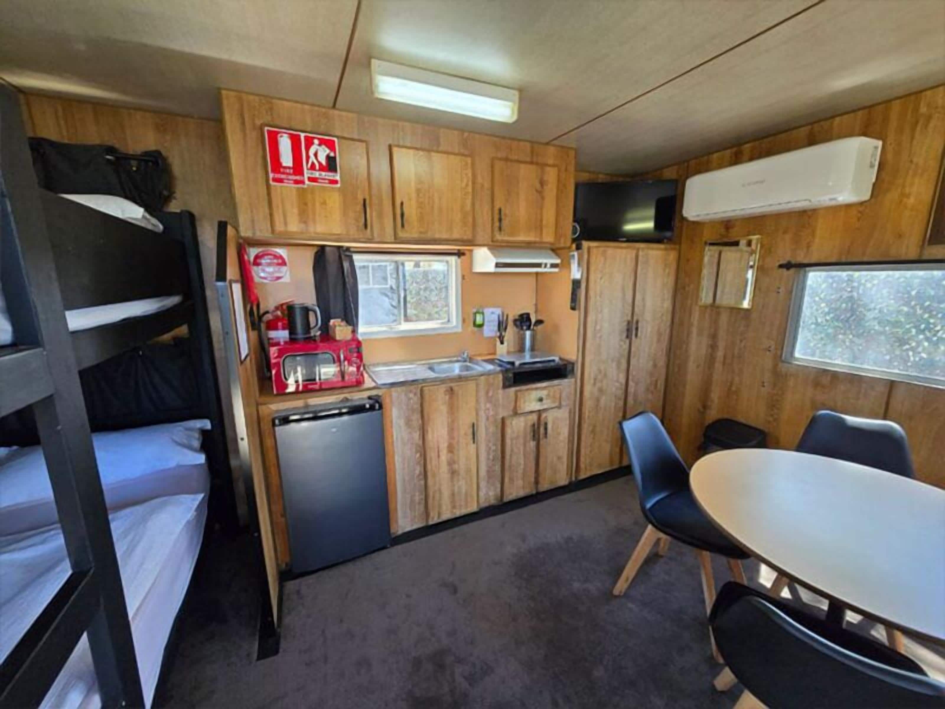 Chalet rustique de base, 2 grands lits