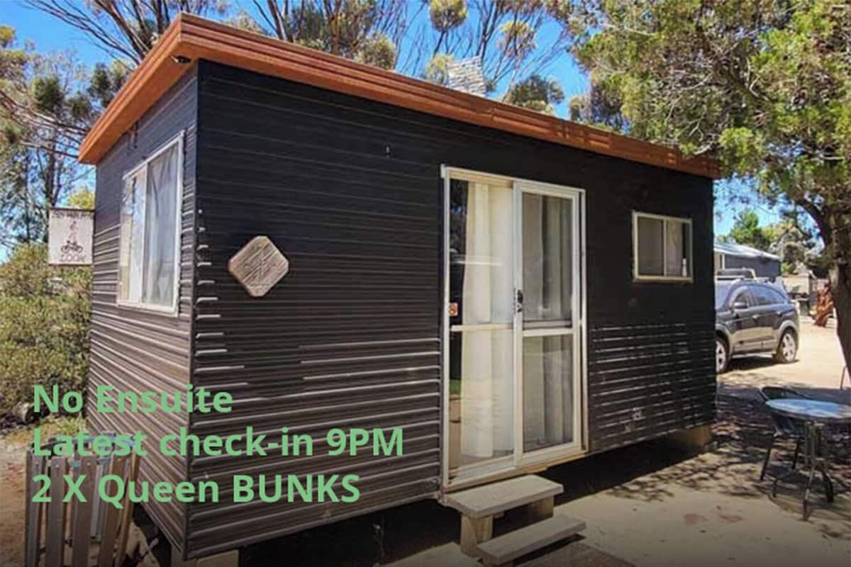 Basic Cabin, 2 Queen Beds | 1 bedroom