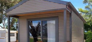 Cabane Design, 2 grands lits | 1 chambre