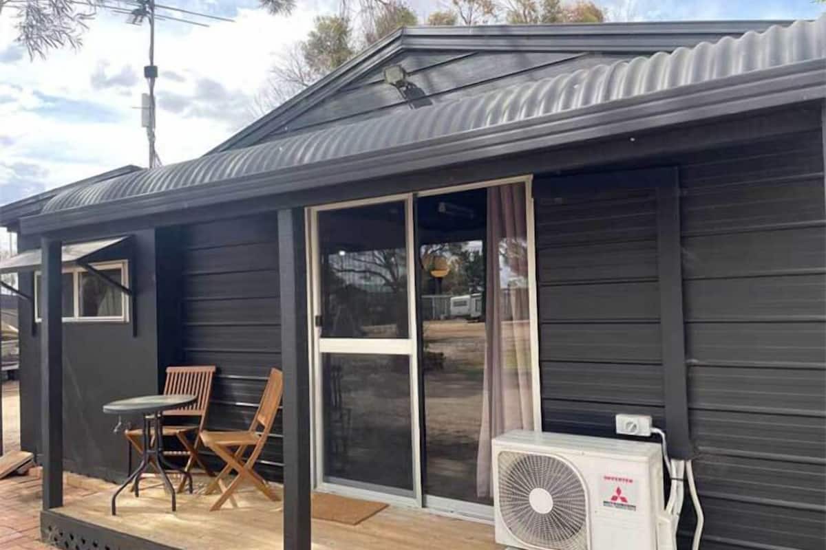 Traditional Cottage, Multiple Bedrooms
