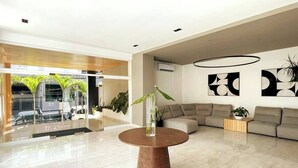 Apartemen, 2 kamar tidur, akses difabel, Boleh Merokok | Lobi