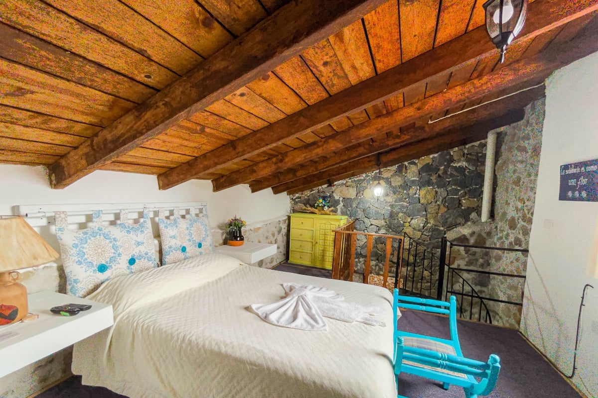 Grand Room - La Petlacalapa | 1 chambre, décoration personnalisée, ameublement personnalisé