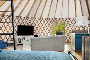 Bügeleisen/Bügelbrett, WLAN, Bettwäsche