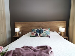 2 chambres, fer et planche à repasser, accès Internet