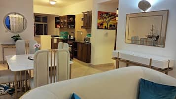 Smart TV 24 pulgadas con canales de televisión digitales