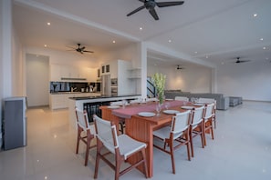 Family Villa | In-room dining
