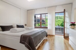 1 bedroom, free WiFi, bed sheets