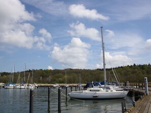 Marina - Holiday Home 'Melody' with Private Terrace and Wi-Fi (Ralswiek)