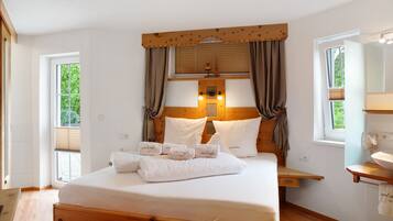 4 chambres, fer et planche à repasser, Wi-Fi gratuit, draps fournis