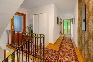 Interior - Apartment 'Ferienhaus Störzel - Wohnung A' with Private Terrace and Wi-Fi (Morbach-Hundheim)