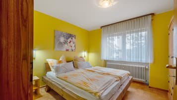 3 chambres, fer et planche à repasser, Wi-Fi gratuit, draps fournis