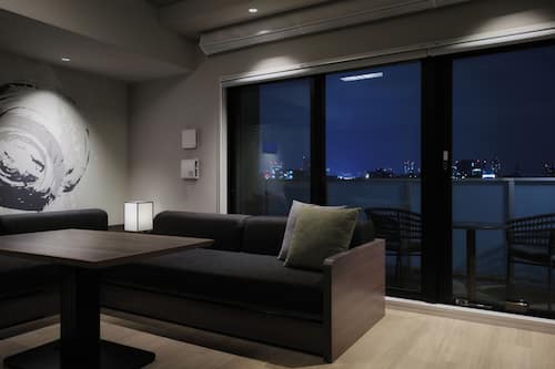 ห้องสตูดิโอสวีท, ปลอดบุหรี่, ระเบียง (1 Bedroom, Japanese) | ตู้นิรภัยในห้องพัก, โต๊ะทำงาน, เตารีด/โต๊ะรีดผ้า, Wi-Fi ฟรี