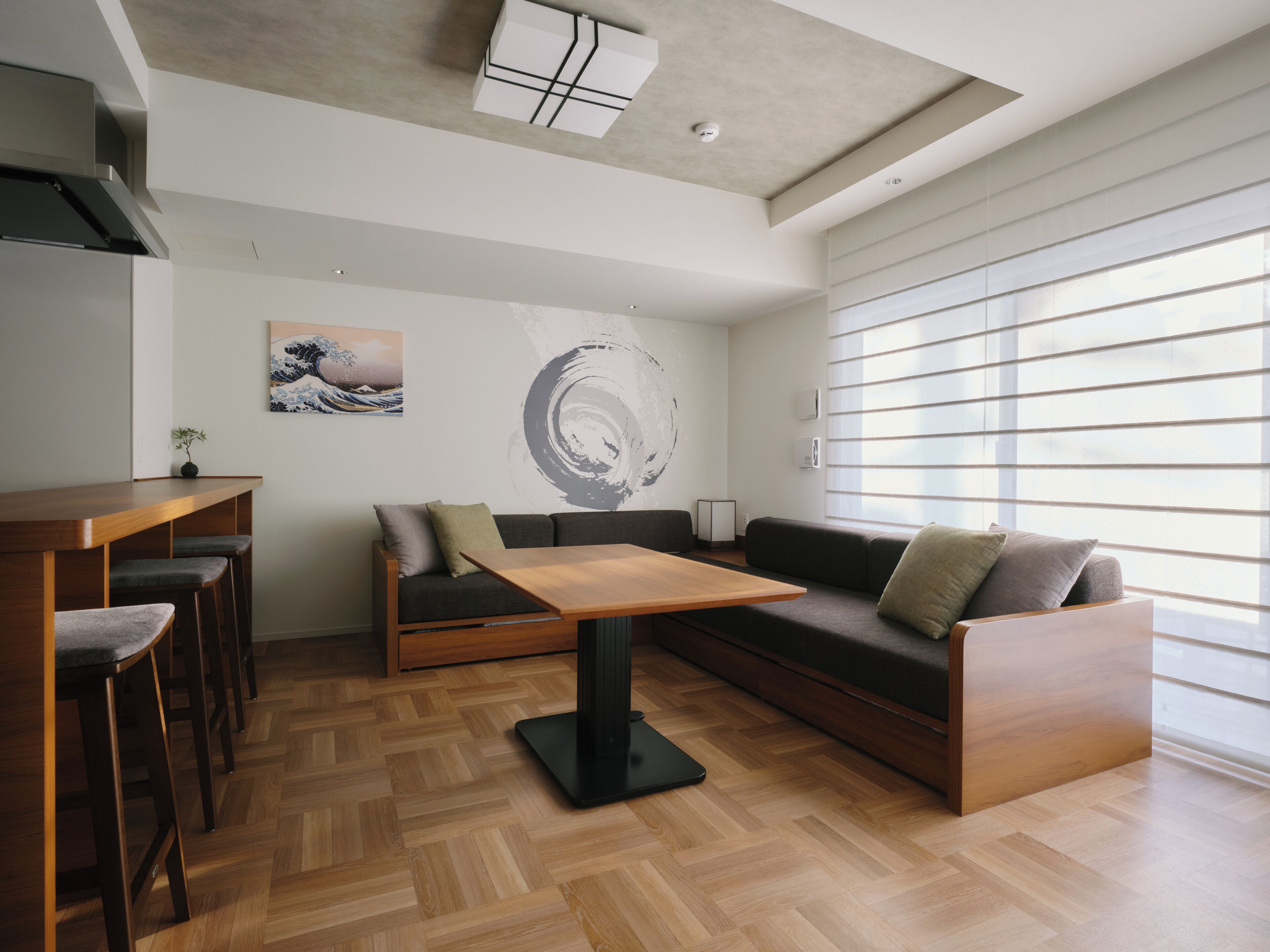 1 Bedroom Suite with 10sqm Balcony, Non Smoking