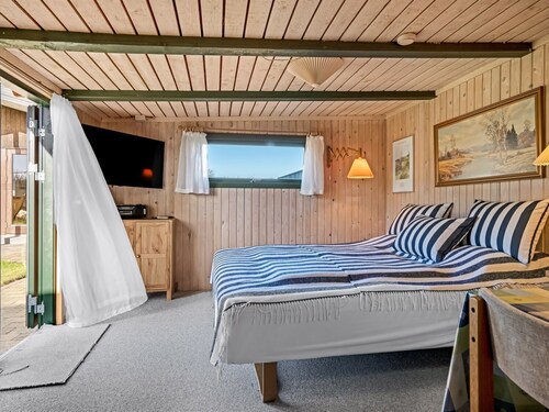 "Temjana" - 800m from the sea by Interhome