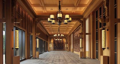 Hotel Tentrem Jakarta