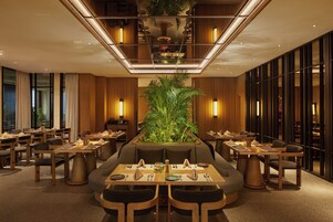 4 restaurants, breakfast, lunch, dinner served; American cuisine