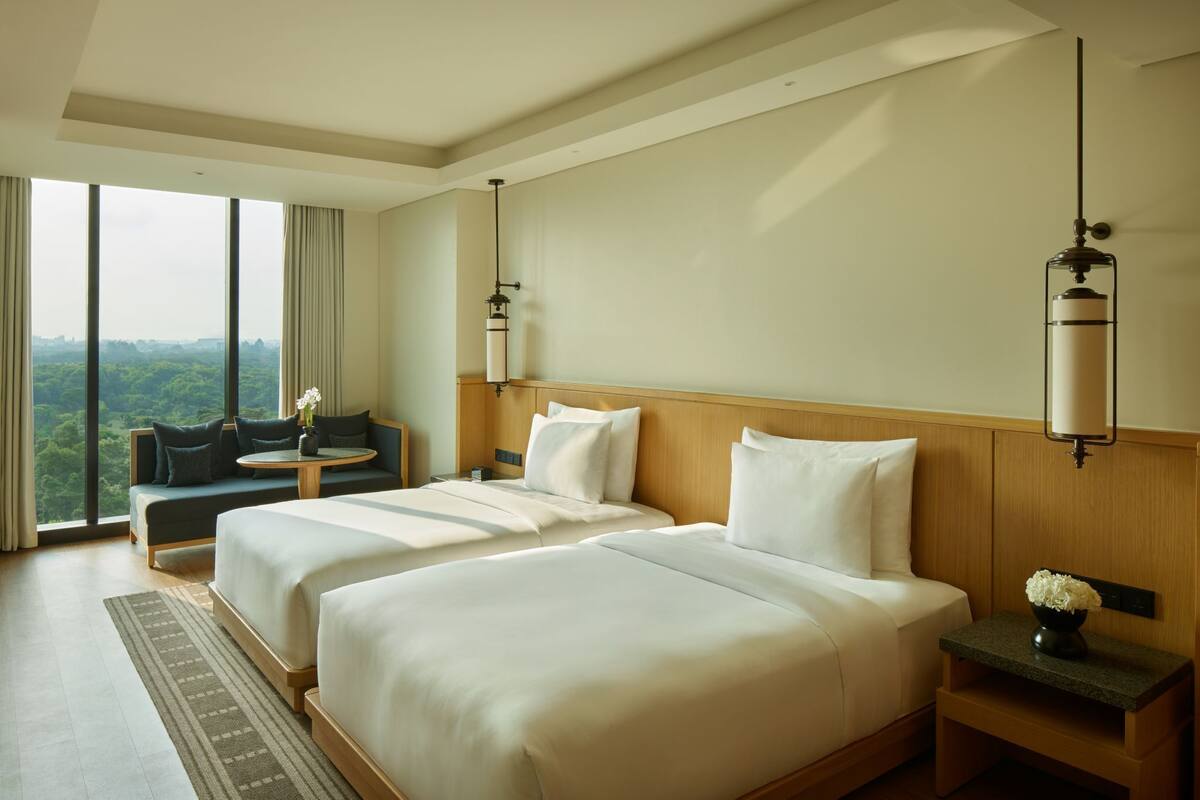 Minibar (free items), in-room safe, blackout drapes, soundproofing
