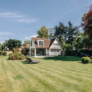 ハウス | 3 室のベッドルーム、デスク