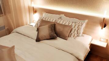 1 habitación, tabla de planchar con plancha, wifi y ropa de cama