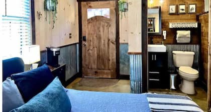 Cloudland Canyon Cozy Private Hideaway