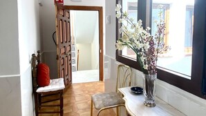 Interior - Three Bedroom Apartment (Toledo)