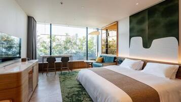 Premier Room, Non Smoking (King, B) | In-room safe, free WiFi, bed sheets