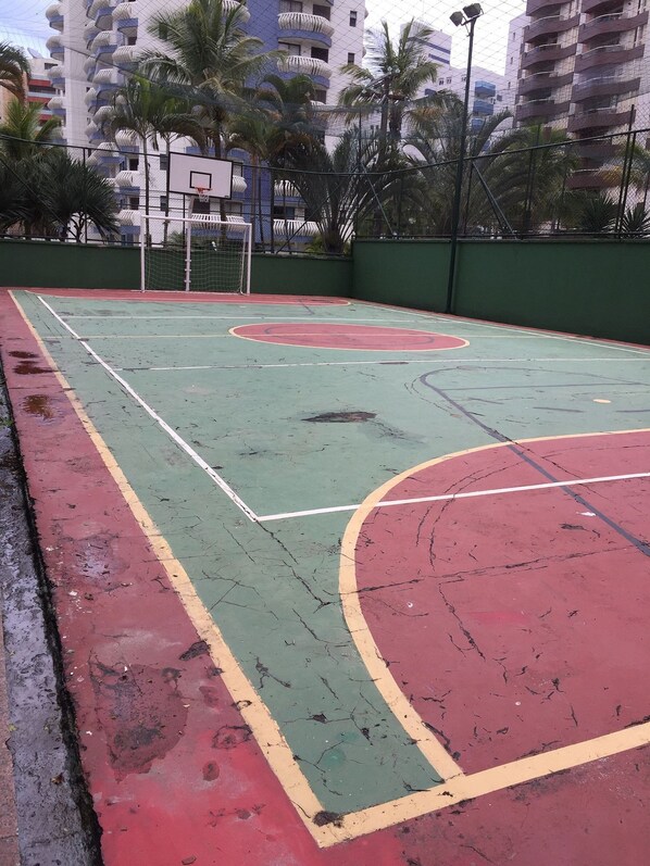 Apartment | Sports court
