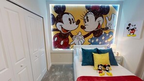 6 quartos, berço de viagem, Wi-Fi, roupa de cama