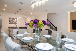 Dining - Wonderful 5 Bedrooms Homes - Near Disney (Kissimmee)