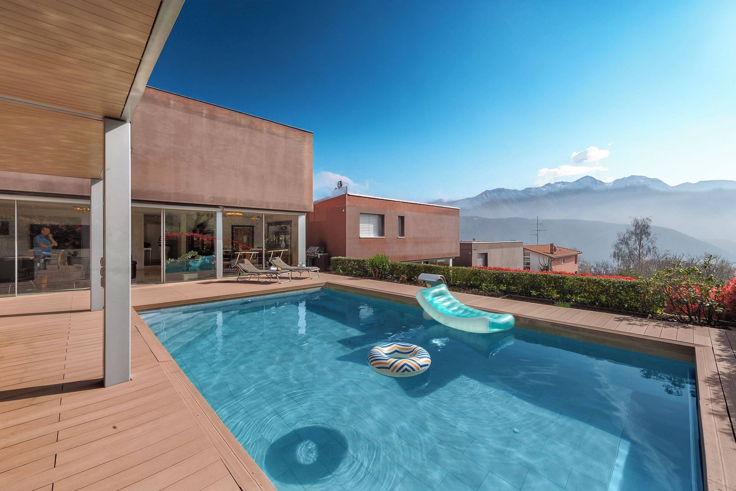 Seasonal outdoor pool